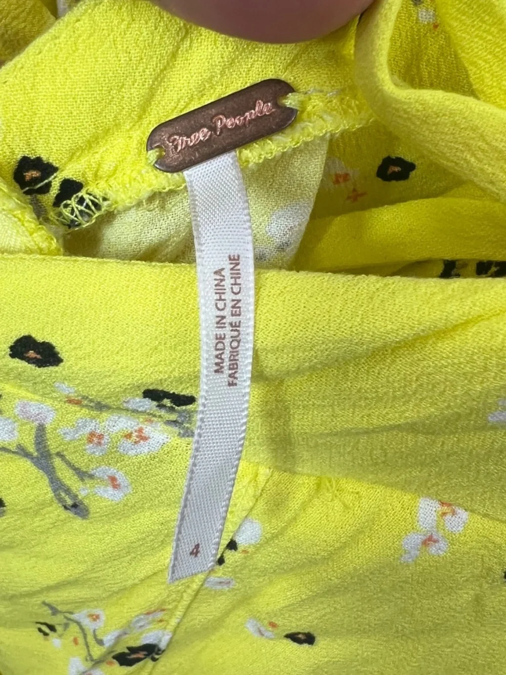 |•FREE PEOPLE•| Sunny Yellow Romper/Jumper Size 4